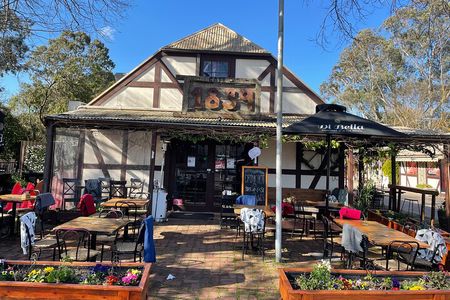 Adelaide Hills & Hahndorf Private Wine Tours - Full Day