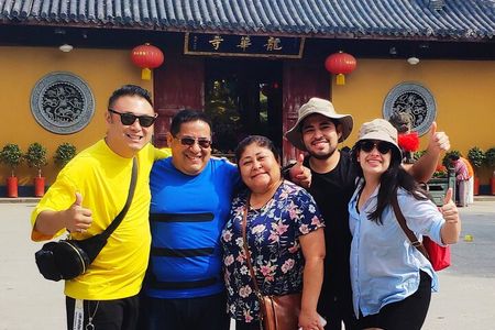 Shanghai: All Inclusive 2-Day Private Tour with Watertown
