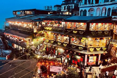 Taipei's Old Gold Rush Town: Jiufen Guided Night Tour