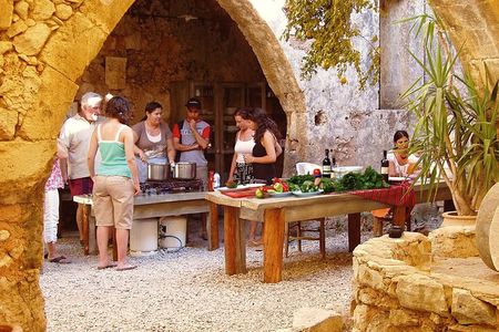 Cretan Cooking Class at a Farmhouse