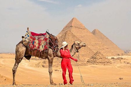 Private Day Tour: The Great Pyramids of Giza, Sphinx & Saqqara
