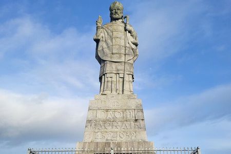 St Patrick's Centre & Burial Site + Hillsborough Castle & Gardens