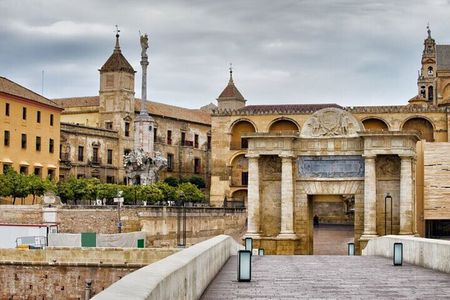 Cordoba Old Town Private Walking Tour With A Guide