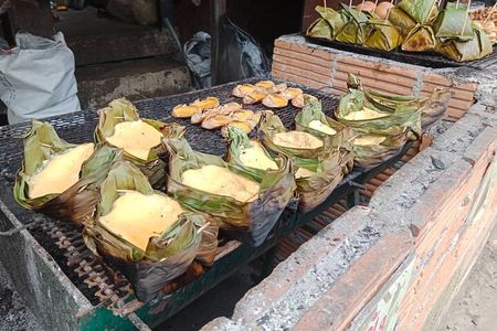 Mae Kampong Village, Hot Springs, Bor Sang Umbrellas Making Tour