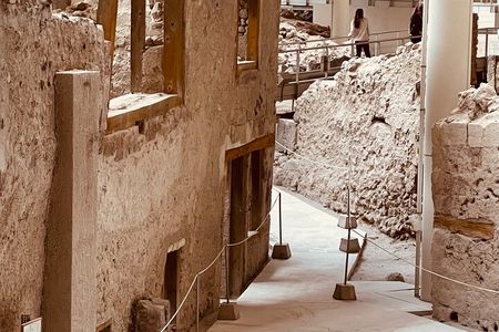 Akrotiri Family Treasure Hunt ,kid friendly Archeology Adventure 