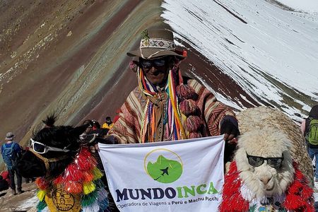 Rainbow Mountain Tour at 7:00 a.m 2024