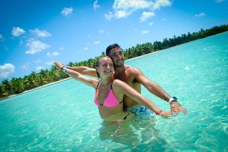Saona Island Day Trip with Lunch, Transportation and Drinks