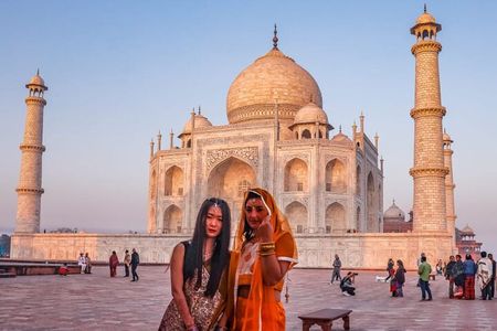 Jaipur Agra Day Tour Explore Taj Mahal,Agra Fort & Fatehpur Sikri