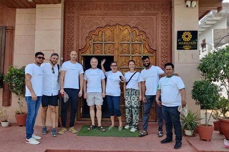 Private Guided Sightseeing Tour of Jaipur Highlights