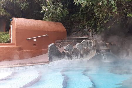 Full-Day Private Tour Papallacta Hot Springs and Roses Farm 