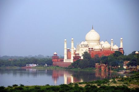 From Jaipur: Taj Mahal Sunrise & Agra Private Guided Day Trip