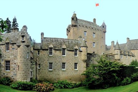 Inverness Tour-Cawdor Castle & Culloden Battlefield, ClavaCairns