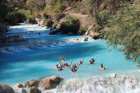 Grutas de Tolantongo Tour from Mexico City (1- or 2-day)