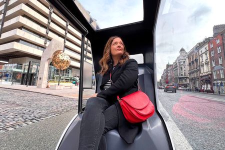 A Unique and Fun 1 Hour city tour of Dublin