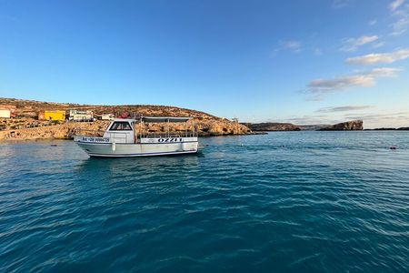 Private Boat Charter Blue Lagoon Crystal Lagoon and Comino