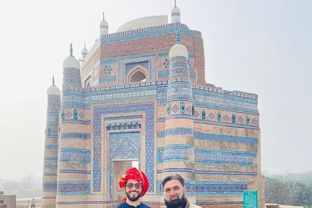 3-Day Tour Of Multan, Bahawalpur, Uch Sharif And Derawar Fort