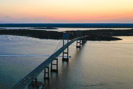 Scenic Tour of Newport, RI By Helicopter - 3 person Mansion Tour