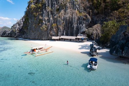 Coron Island Hopping Tour: via Private Speedboat