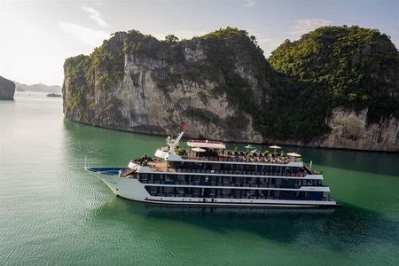 Rosy Cruise Halong & Lan Ha Bay Luxury 5 Star Cruise (2D1N)