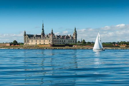 Easy Tour; Kronborg Castle and Frederiksborg Palace