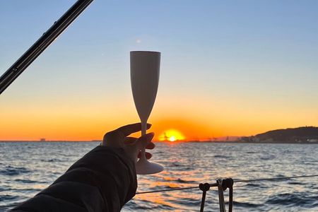 Barcelona Sunset Sailing with Open Bar of Cava and Snacks 