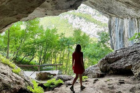 Tirana: Small Group Hiking Tour of Pellumbas Cave & Erzeni Canyon