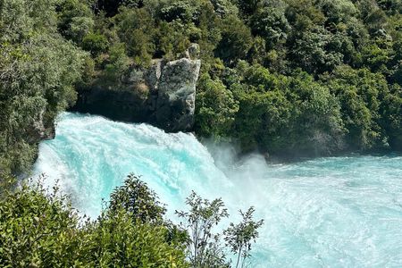 Auckland: Rotorua, Taupo, Waiotapu & Huka Falls Private Trip