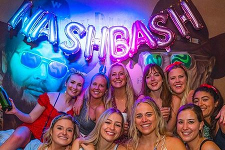Nashville Bar Crawl with Express Entry and Drink Discount