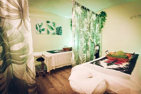 Waikiki Lomi Lomi Massage 
