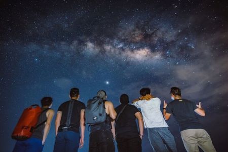 Hurghada Desert Stargazing, Camel Ride, Dinner & Jeep Safari