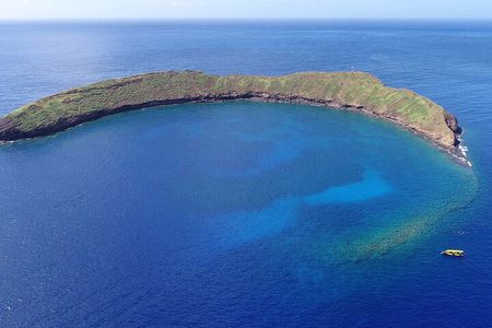 5 Hour Molokini Snorkel & Turtle Tour in Maui