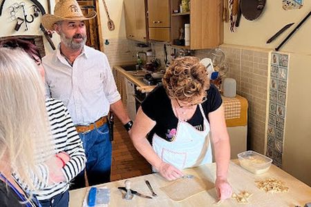 Traditional Farmhouse Cooking Experience in Lucca with Lunch or Dinner