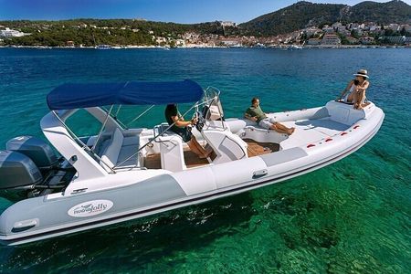 Croatia 5 Islands Private Speedboat Tour Split Dalmatia