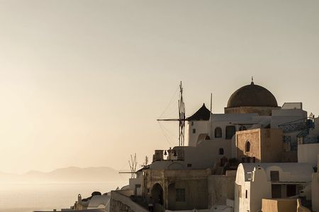 Santorini: Private Tour in the Picturesque Village of Oia