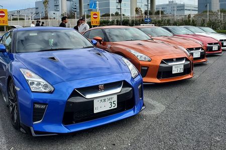 Japanese Car Meet JDM Culture Tour in Daikoku