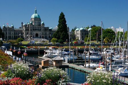 Experience Victoria City Tour