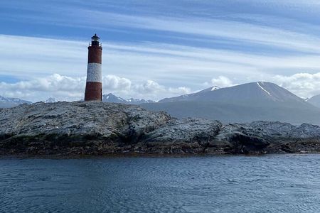 Navigation to the End of the World Lighthouse in Ushuaia