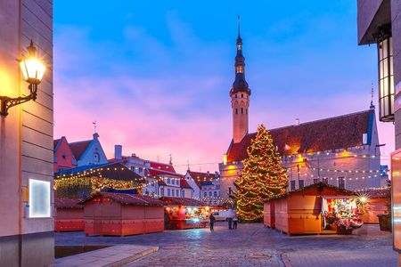 Private Festive Heritage Tour of Historic Tallinn