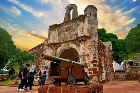 Private 15 hours Historical Daytrip to Malacca from Singapore 
