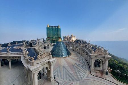Bana Hills and Golden Bridge Small Group Tour in Hoi An/Danang
