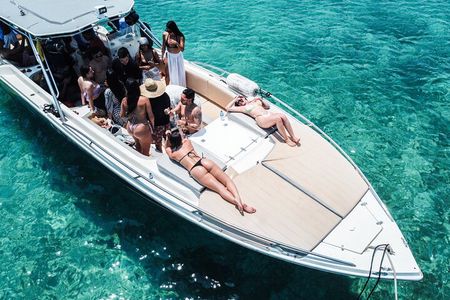Private Boat Rental To The Rosario Islands Up To 15