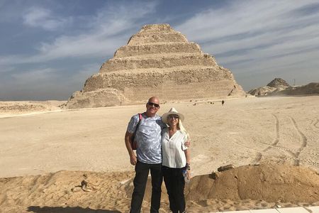 Giza, Sakkara and Dahshour Pyramids Private Tour with lunch