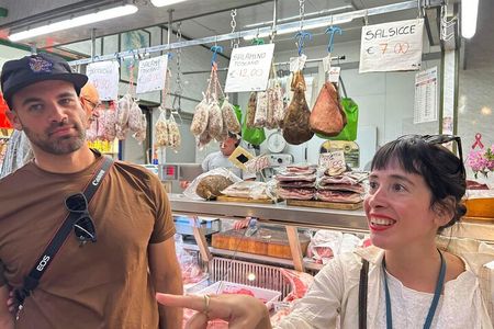 Florence: San Lorenzo Farmers Market Food Tour with Wine Tasting in 4 hours