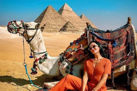 Private Full Day Tour Giza Pyramids Memphis Sakkara with Lunch