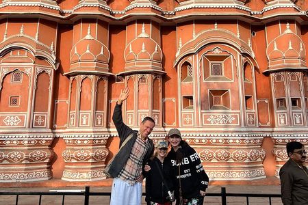 Jaipur City Tour from Agra by Car (All-Inclusive)