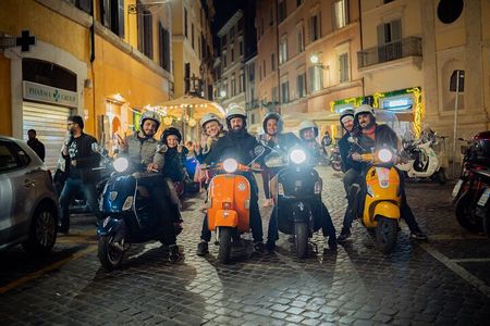 Rome Vespa Tour With Photoshoot