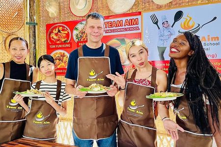 Team Aim Thai Cooking School (#1 Cooking Class in Chiang Mai)