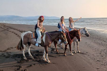 Horseback Riding in Tarcoles Garabito, a Life Experience.