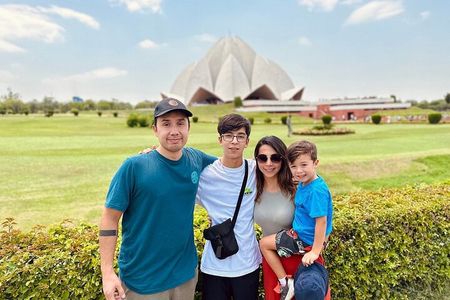 Private Full or Half Day Old and New Delhi City Tour 