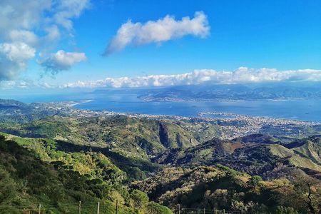 Messina City Tour 360°: city, coast and mountains